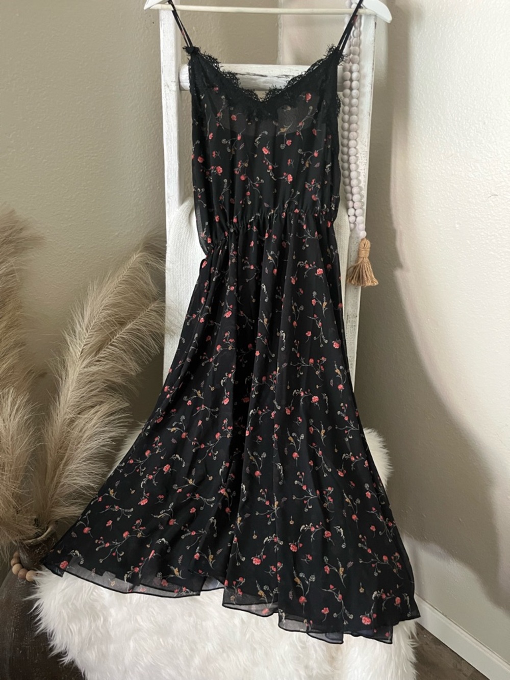 Black Floral Lace-Trim Maxi Slip Dress - Romantic Women's Dress